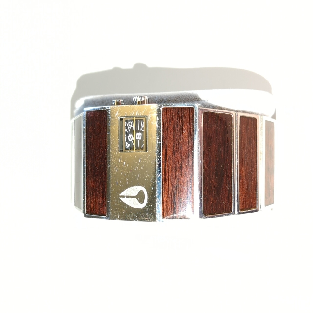 Nixon Rotolog
